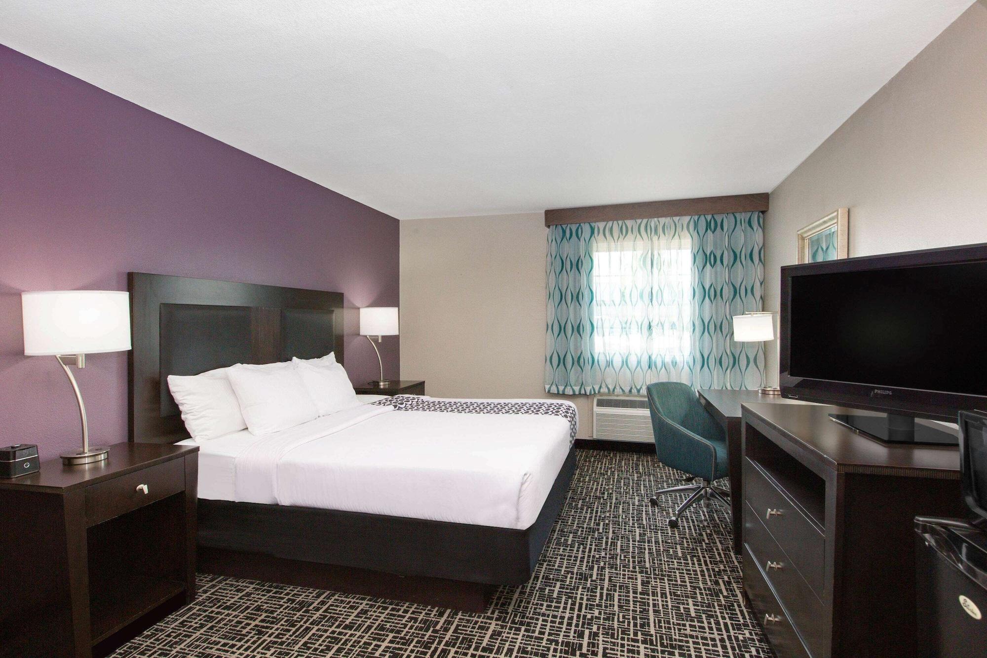 Hotel La Quinta By Wyndham Blue Springs Exterior foto